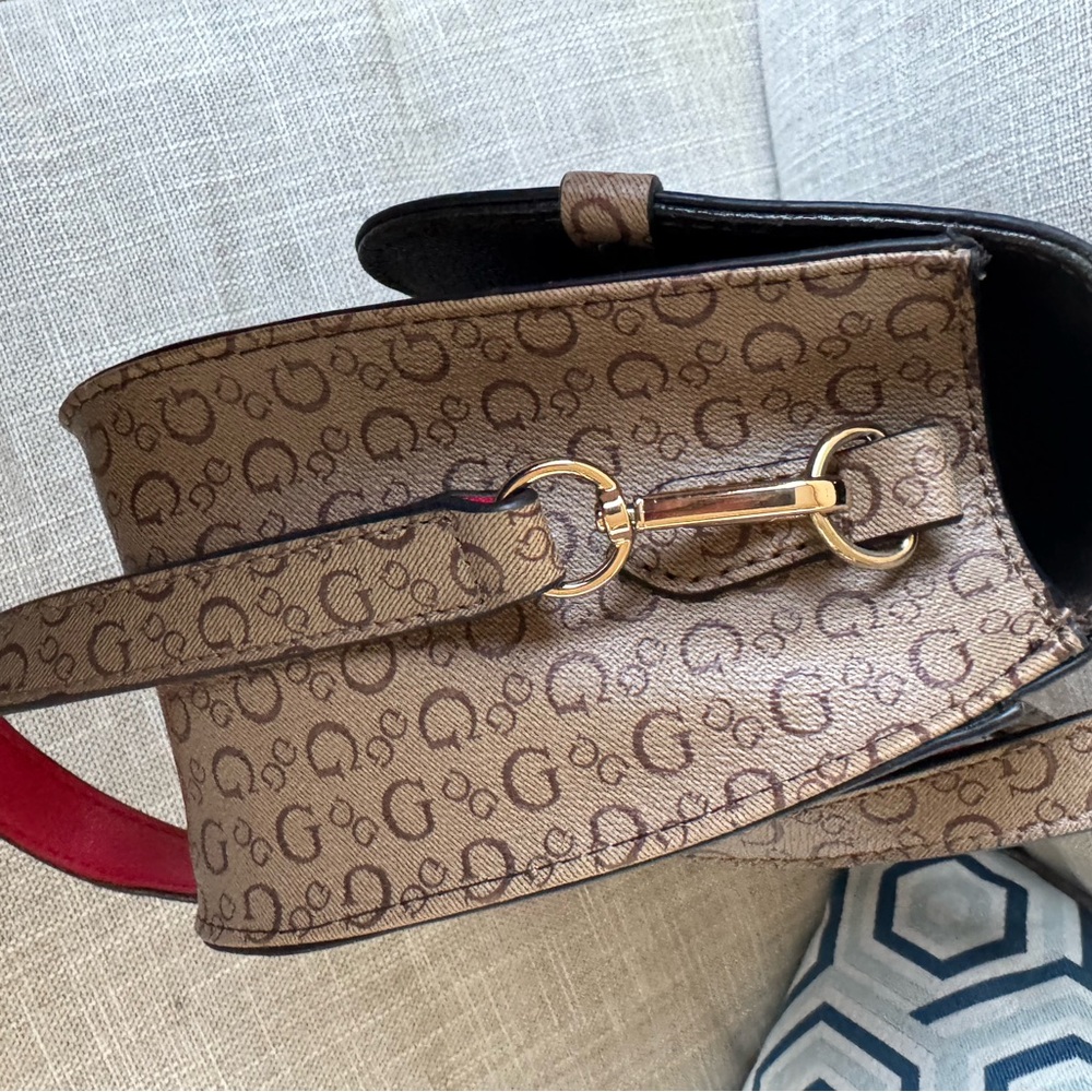 Guess crossbody bag - Picture 16 of 17